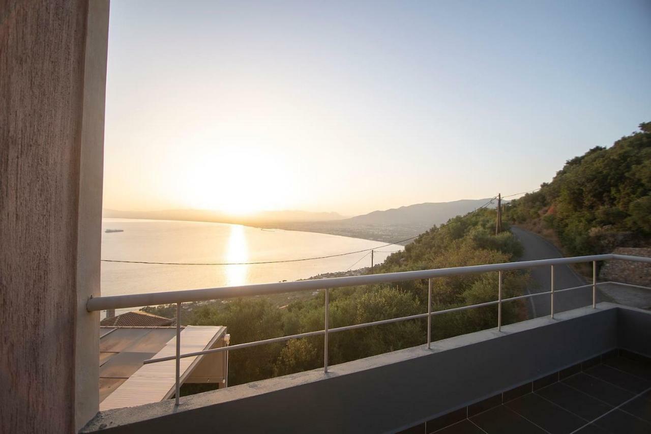 Messinian Sunset Villa Kalamata Exterior foto